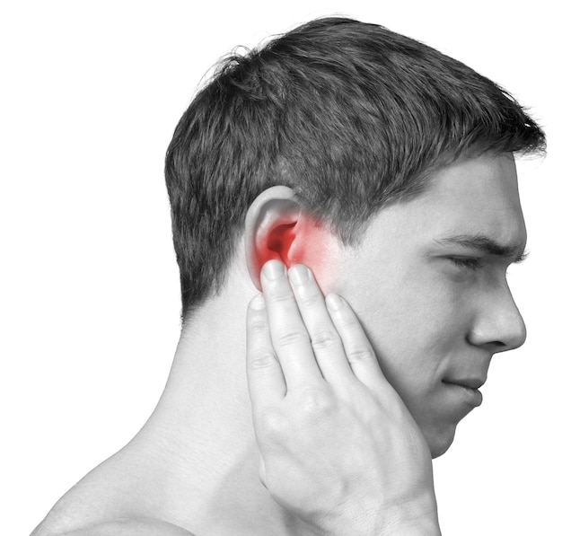 having-ear-pain